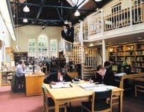 Среднее образование в Великобритании - Merchiston Castle School